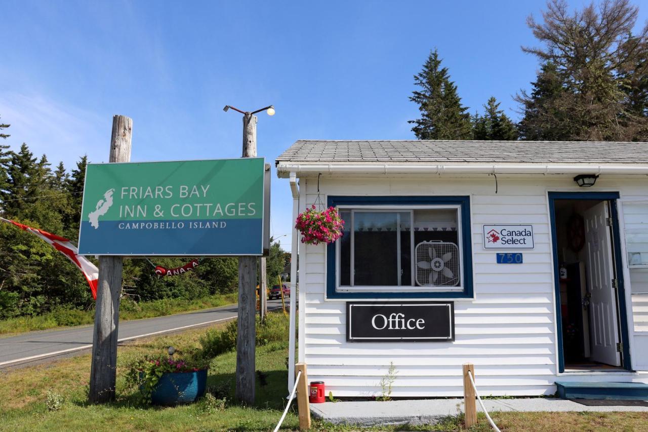 Friars Bay Inn & Cottages Welshpool 외부 사진