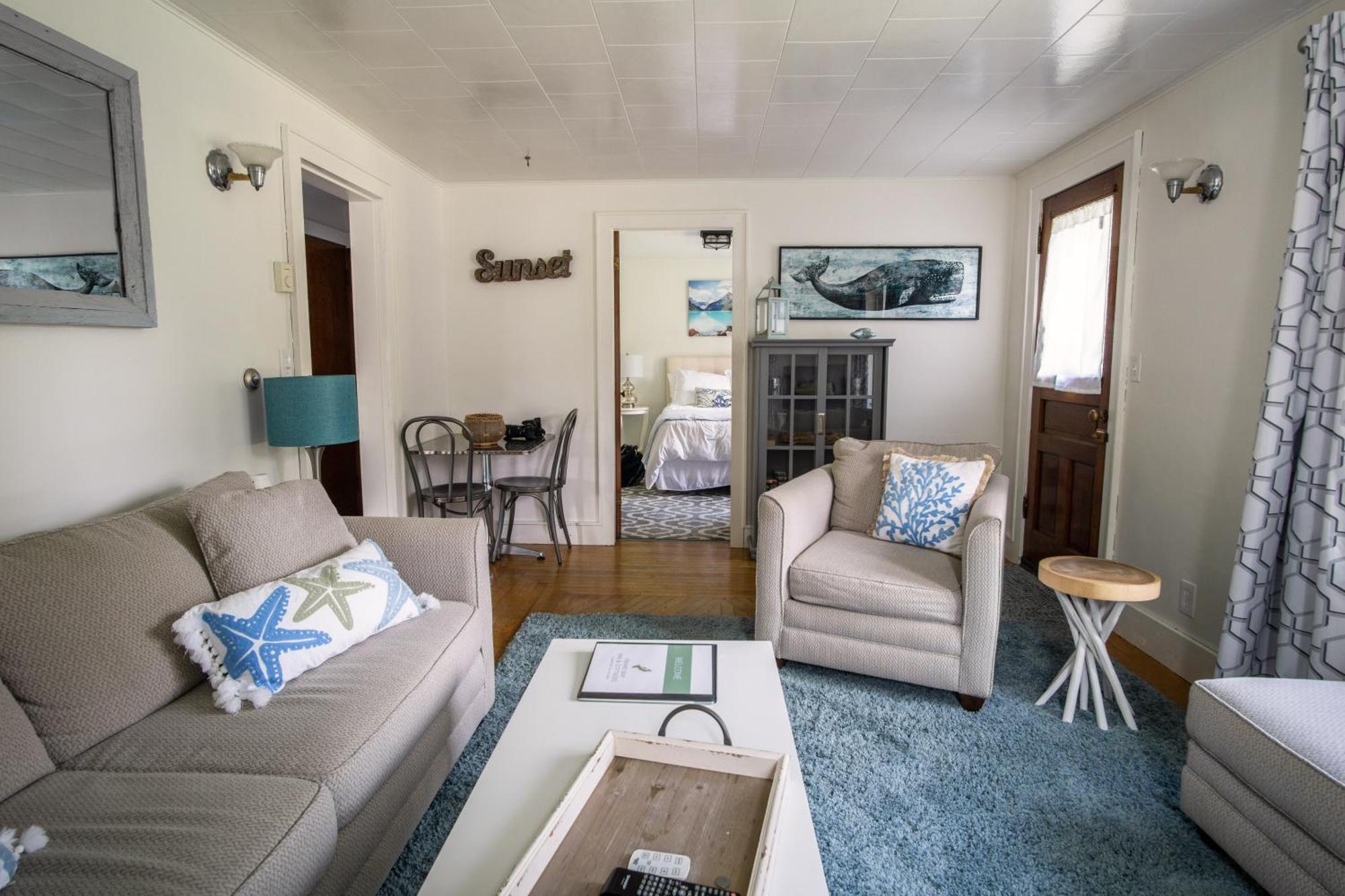 Friars Bay Inn & Cottages Welshpool 객실 사진